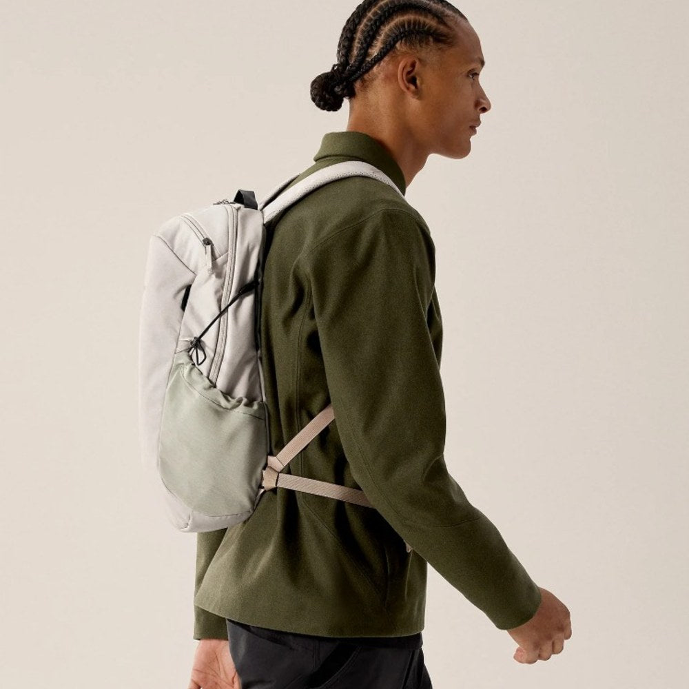 arc'teryx mantis16 バックパック Rune Arc'teryx Mantis 16 Backpack in Rune – Run Store Zurich