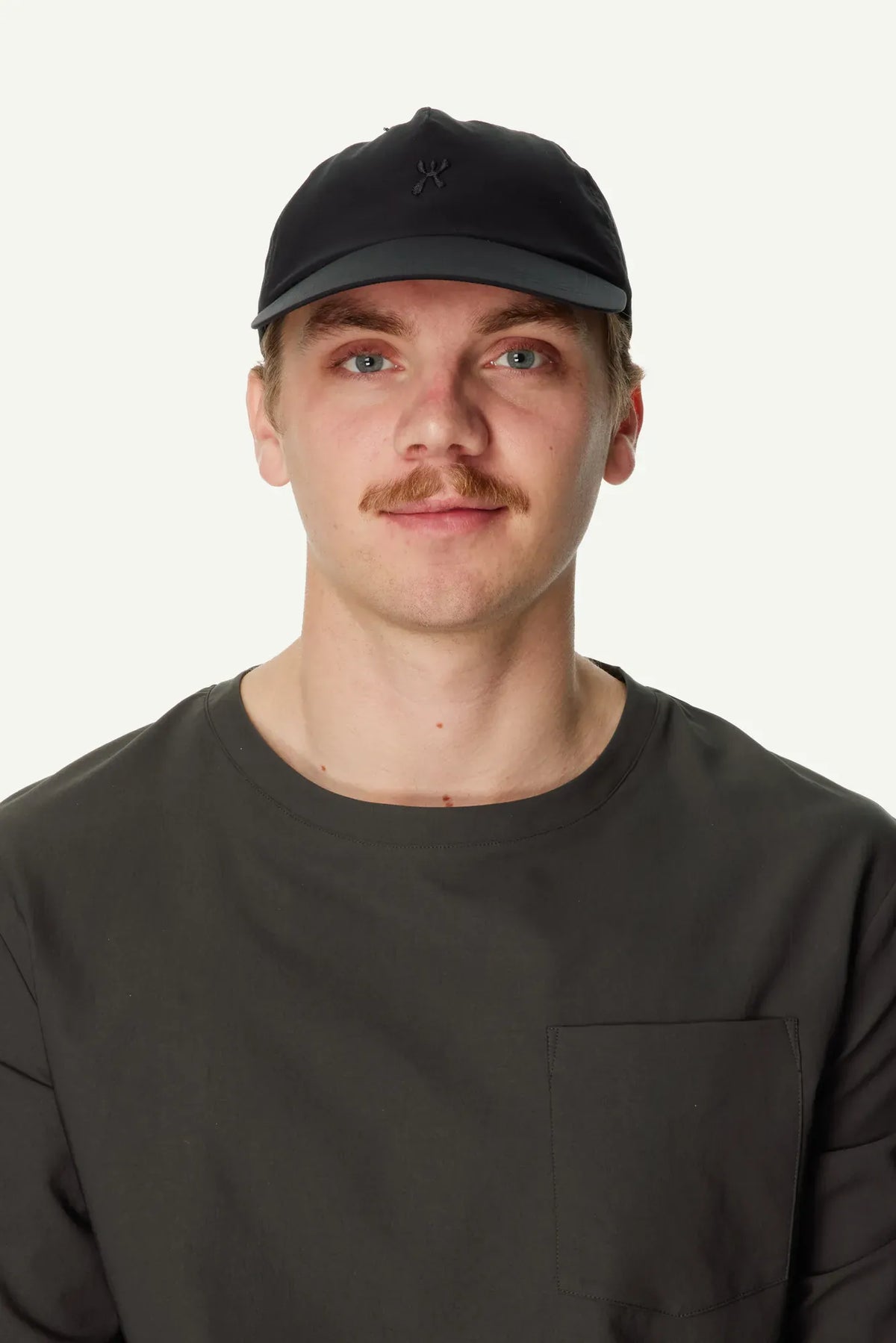Houdini Cap True Black / Rebel