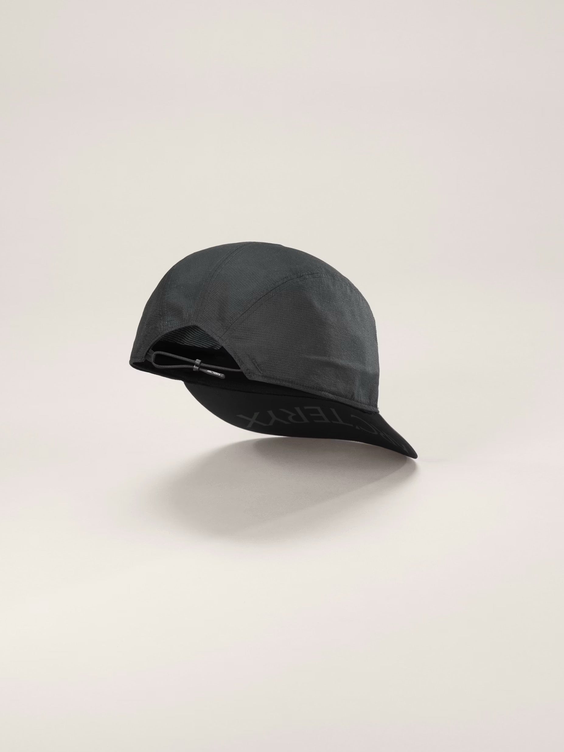 Aerios 5 Panel Cap - Black / Arctic Silk – Run Store Zurich