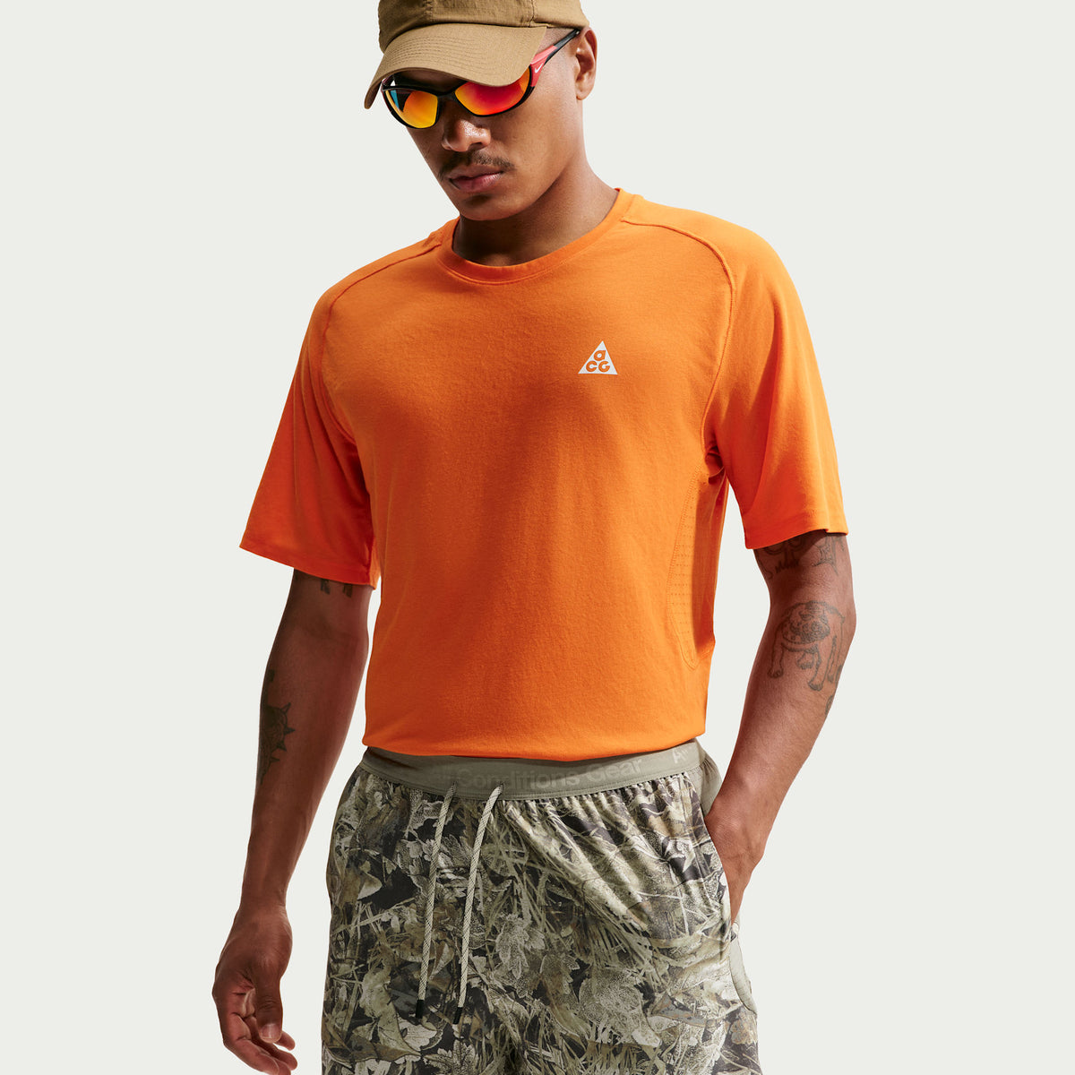 ACG Chamo Camo Men's Brief Lined Trail Running Shorts in Sequoia/Light Army/Summit White