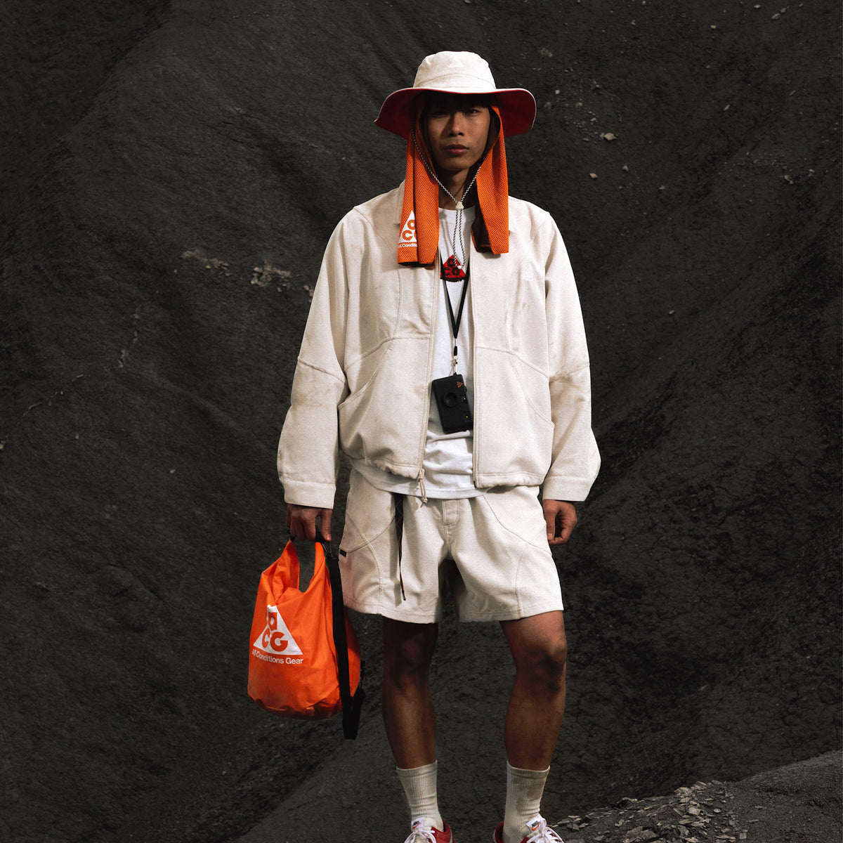 ACG Dolomiti Corduroy Jacket in Light Orewood Brown/Light Crimson/Summit White