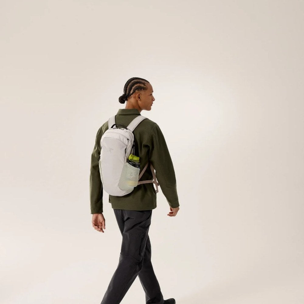 Arc'teryx Mantis 16 Backpack in Rune – Run Store Zurich